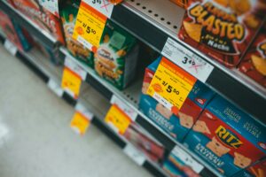 photographie de produits en rayon de supermarché